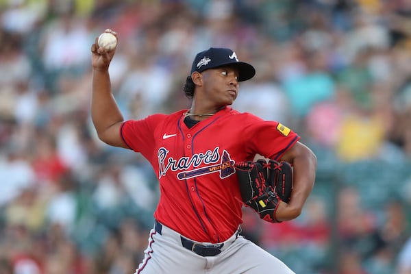 Braves pitcher Didier Fuentes does his best during Tuesday's game against the A's.