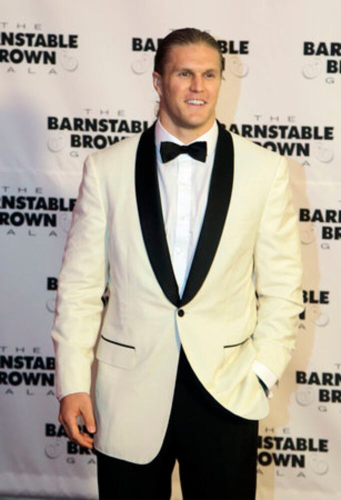 Kentucky Derby parties bring out celebrities