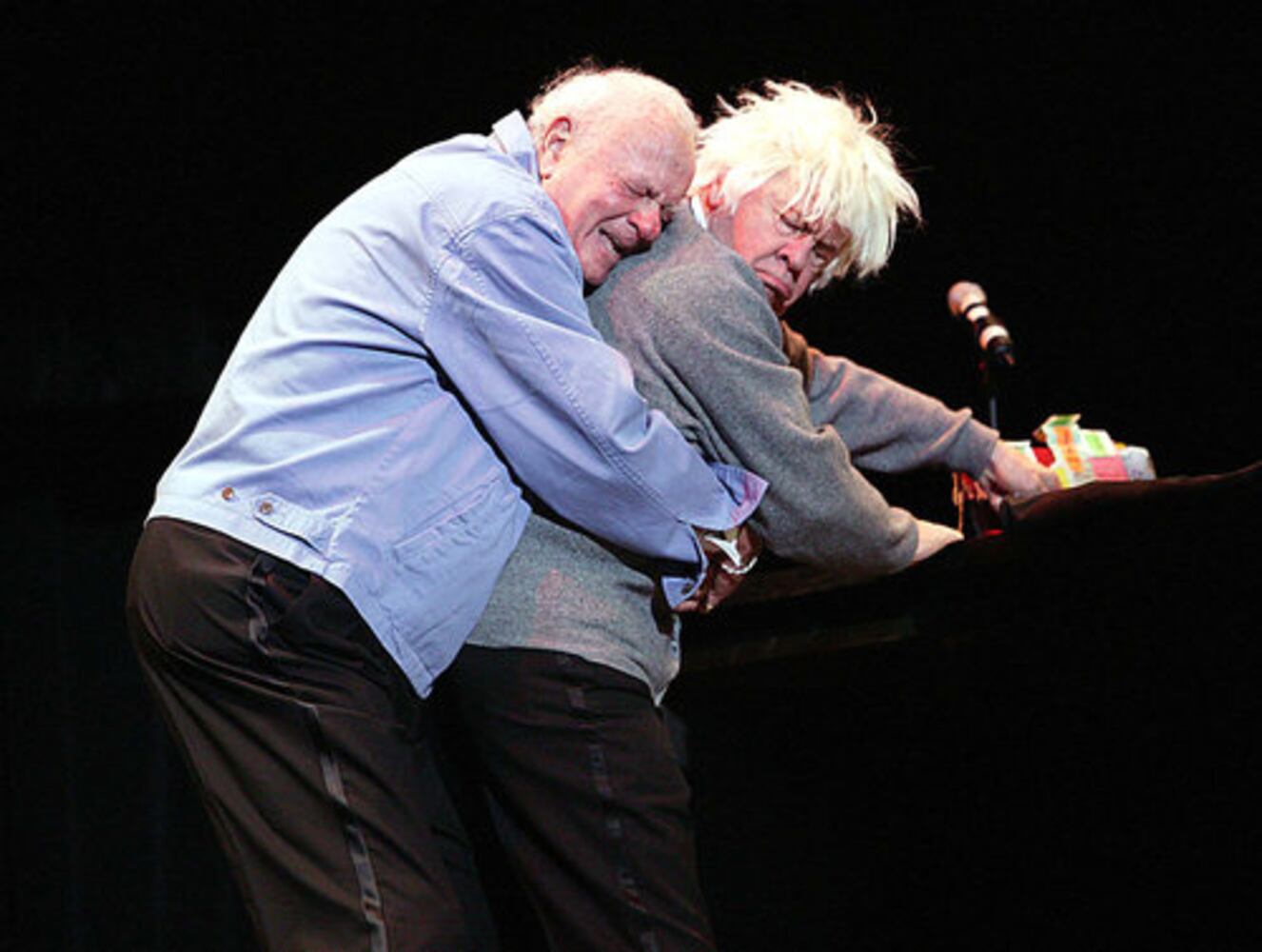 Comedian Harvey Korman dies at 81