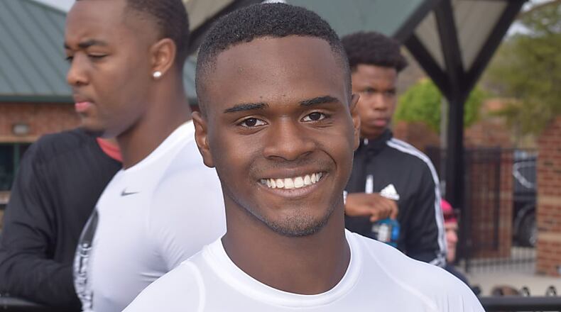 Gerard Hearst, the son of record-setting Georgia Bulldogs running back Garrison Hearst, will play college football at a Division II school in Tennessee.