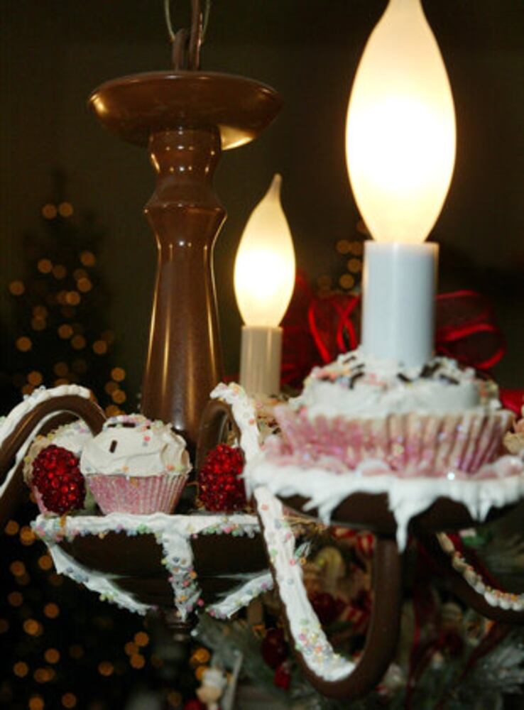 Chandeliers a hot home decor trend