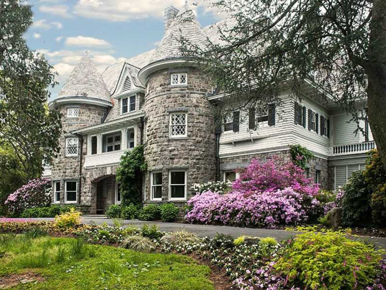 Conn. property boasts 50 acres of waterfront, 2 islands