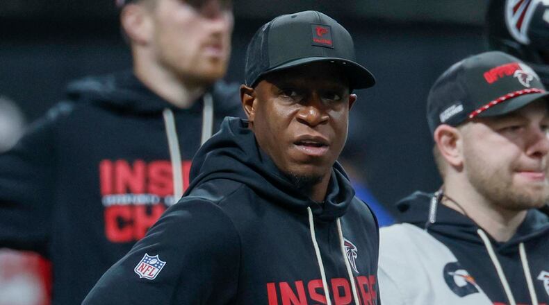 Raheem Morris — pictured during his last game as Falcons head coach on Jan. 4 — was picked to be the 49ers defensive coordinator for next season. (Miguel Martinez/AJC)