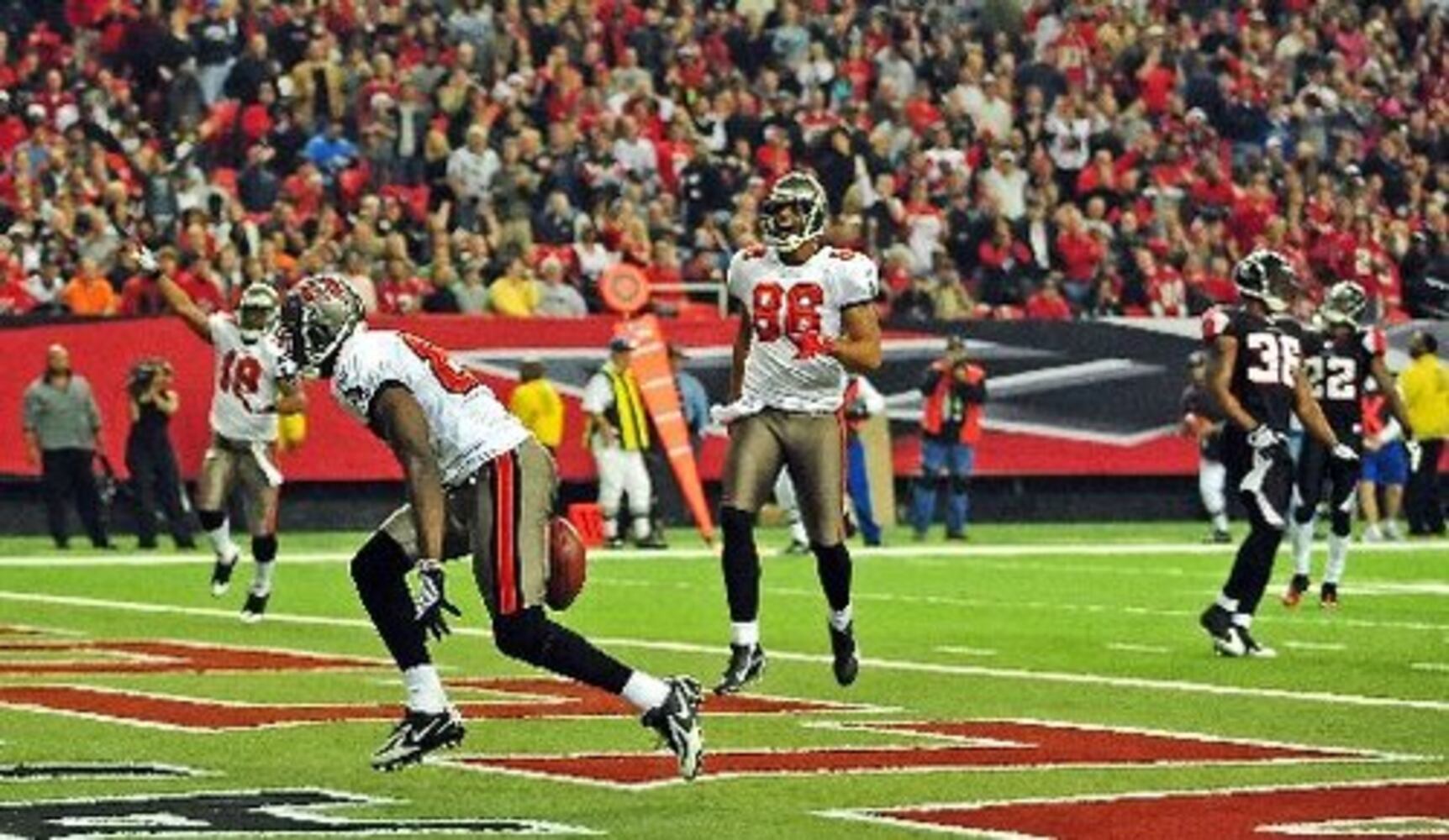 Falcons work overtime to beat Bucs