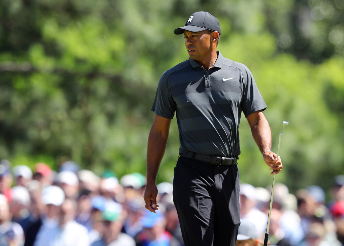 Photos: Tiger Woods at the Masters Thursday