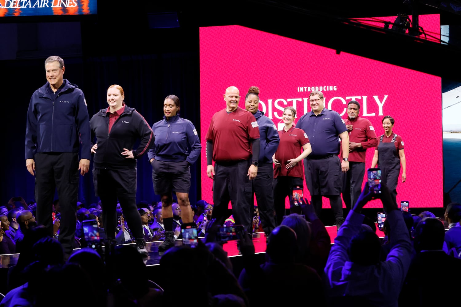 Delta unveils new employee uniform 