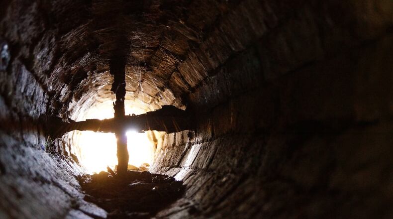 Mine shaft. File photo. (Photo: jennifer1051/Pixabay)