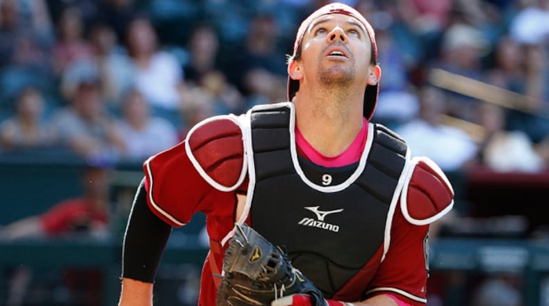 Tuff Gosewisch avoided arbitration by signing a one-year deal Wednesday with the Braves, who plan to have him at Triple-A for major-league ready catching depth. (AP photo)