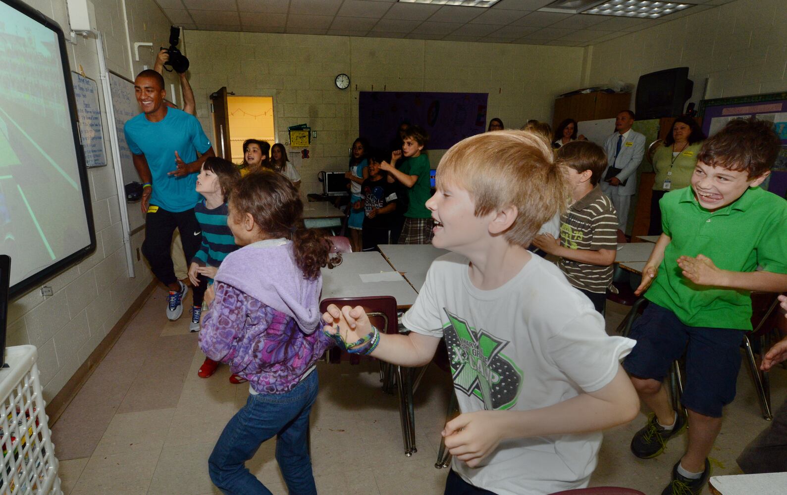Olympians visit Mary Lin Elementary