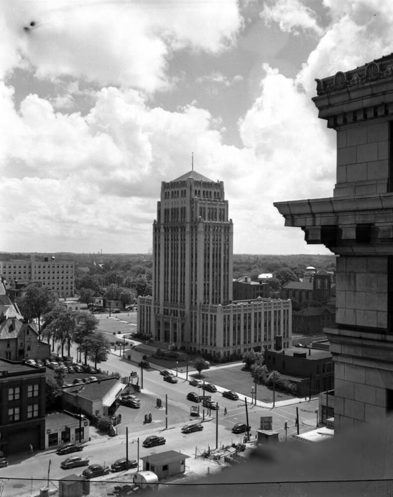 Buildings and skylines