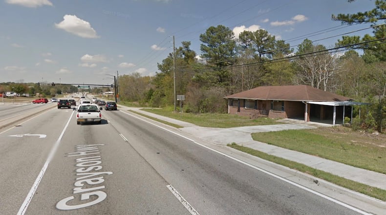 Grayson says no to automated car wash and fast-food restaurant at 1912 Grayson Highway where an abandoned house currently stands. Google Maps