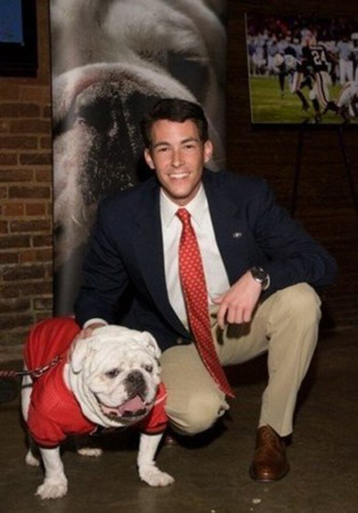 Fans pictures of Uga VI -- No. 1