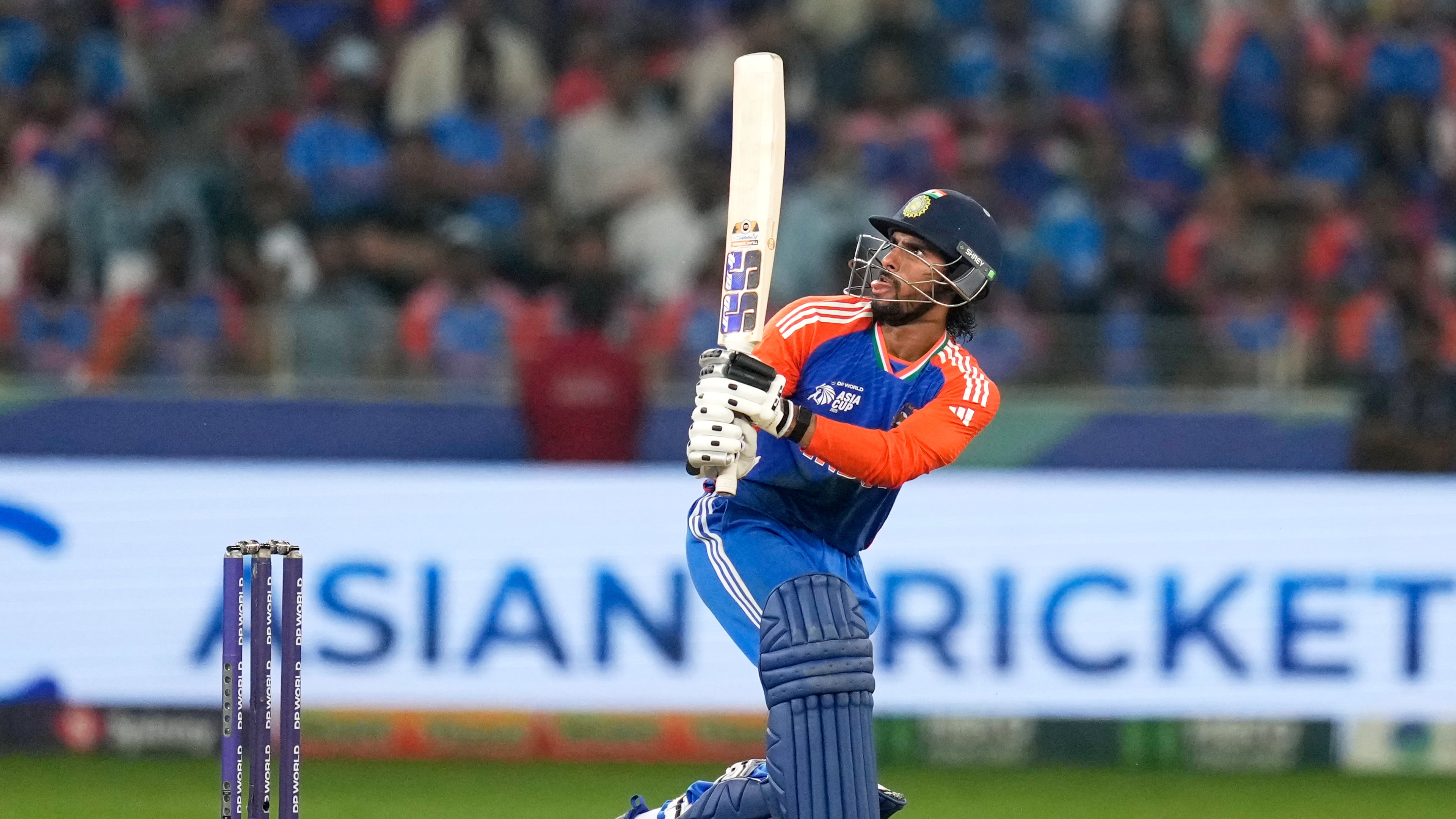 India's Tilak Varma bats during the Asia Cup cricket final between India and Pakistan at Dubai International Cricket Stadium, United Arab Emirates, Sunday, Sept. 28, 2025. (AP Photo/Altaf Qadri)