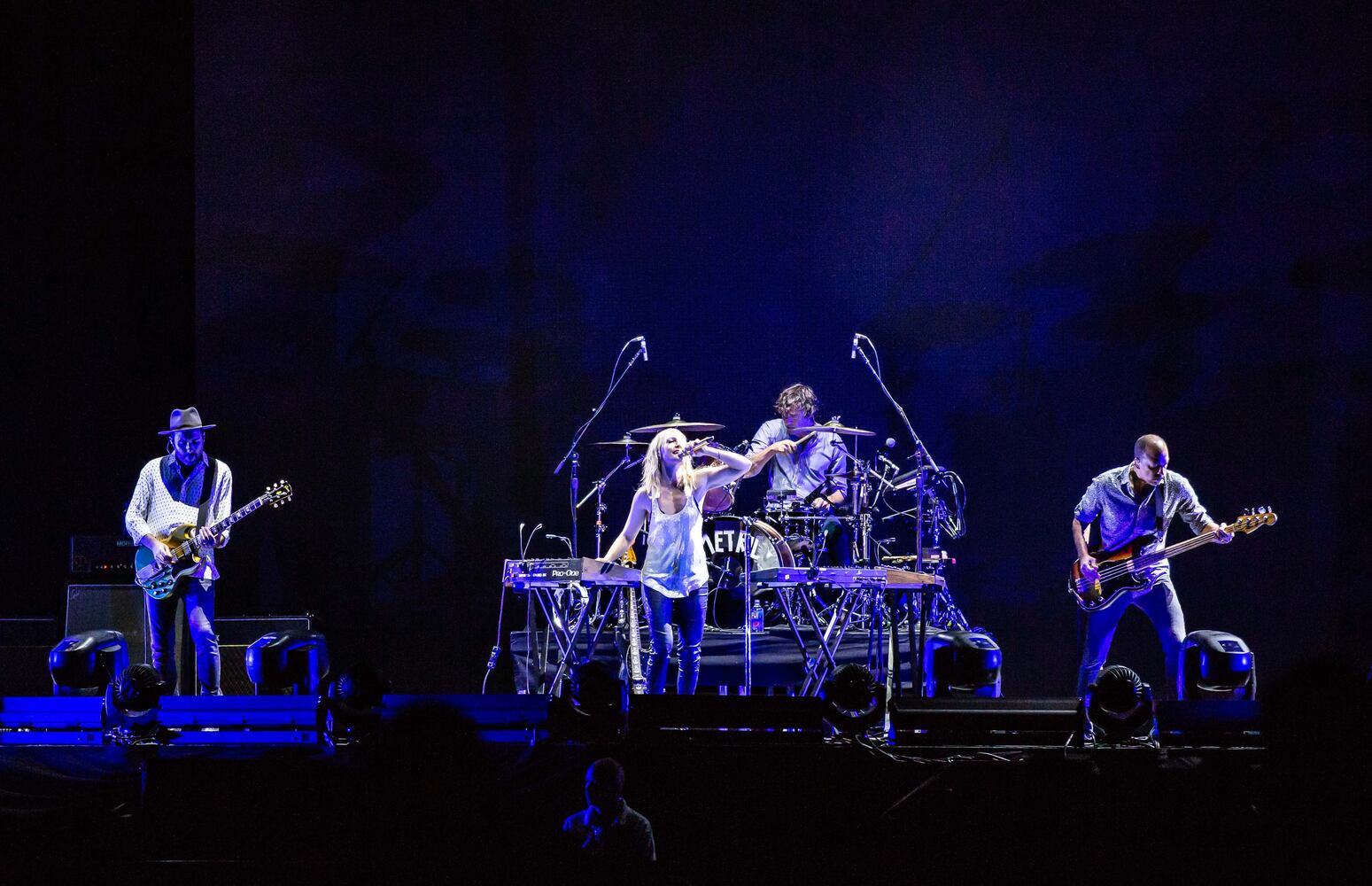 Metric at Infinite Energy Arena