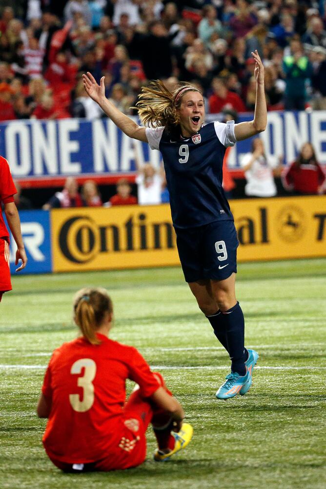 Exhibition match at Georgia Dome