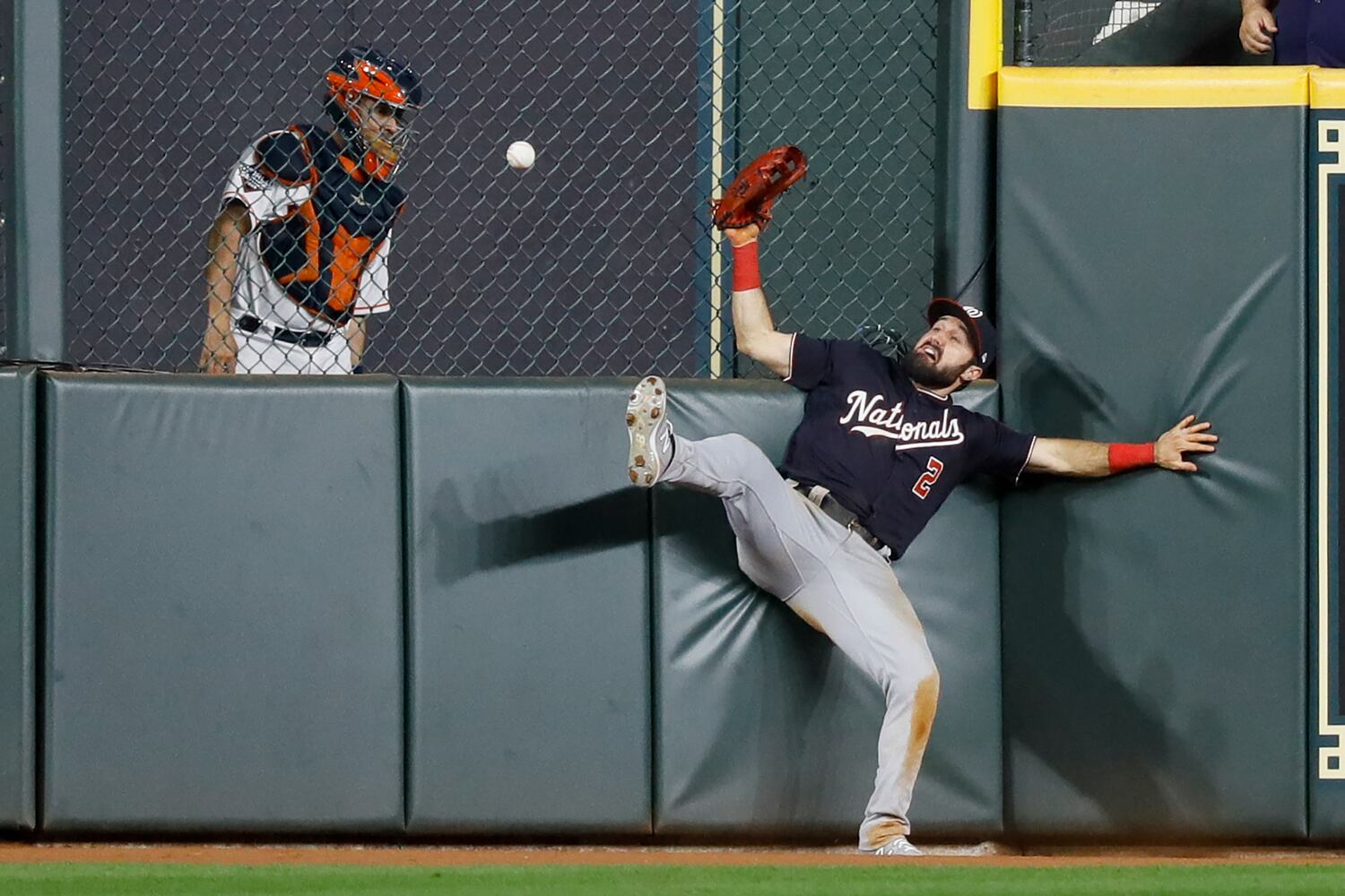Photos: Nationals top Astros 5-4 in World Series Game 1