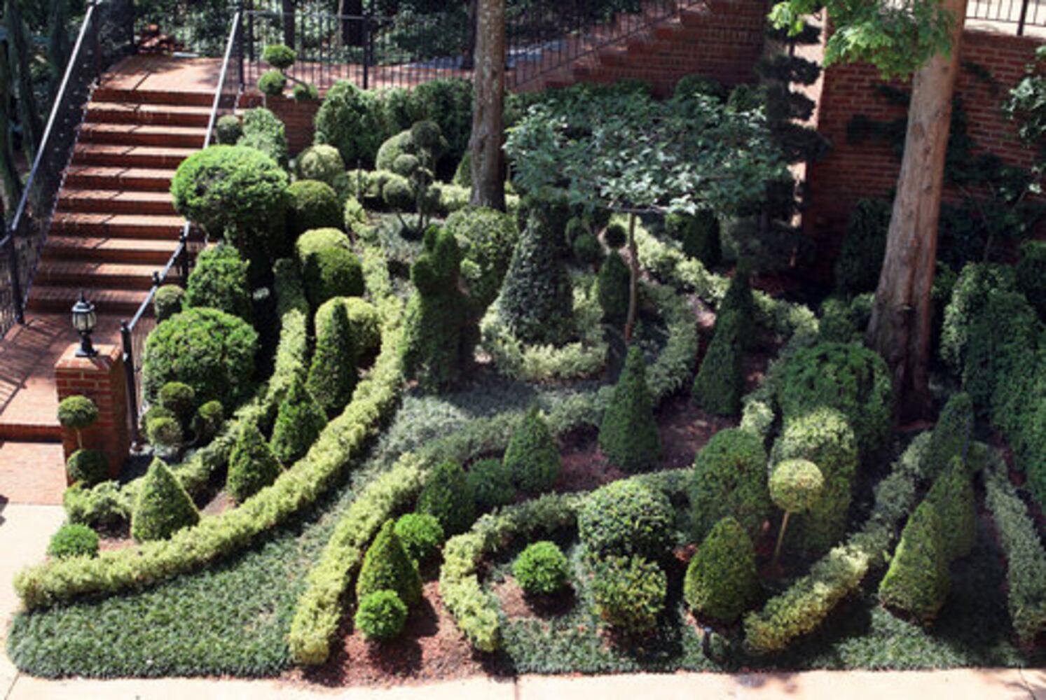Gardens for Connoisseurs Tour