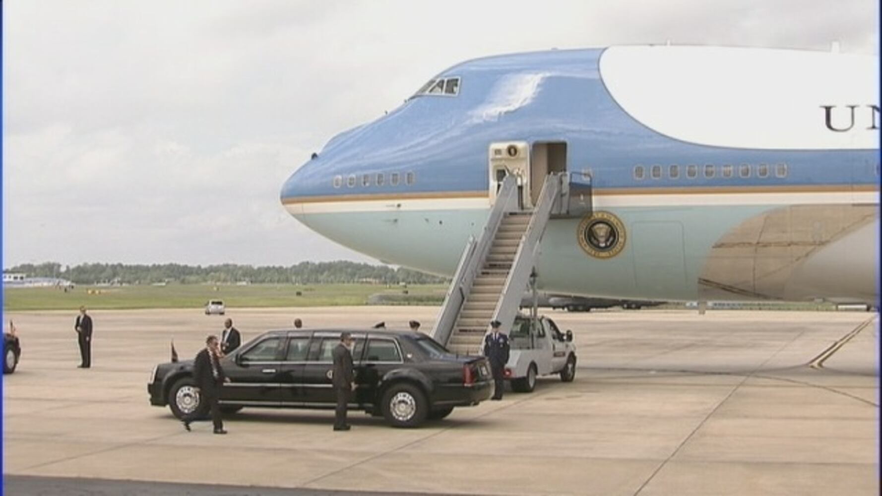 Obama arrives in Charlotte