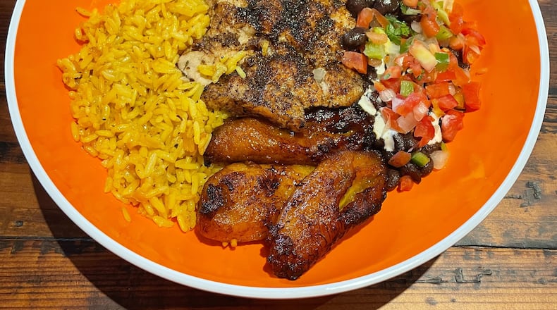 Jerk chicken bowl from the menu of Wylie & Rum.