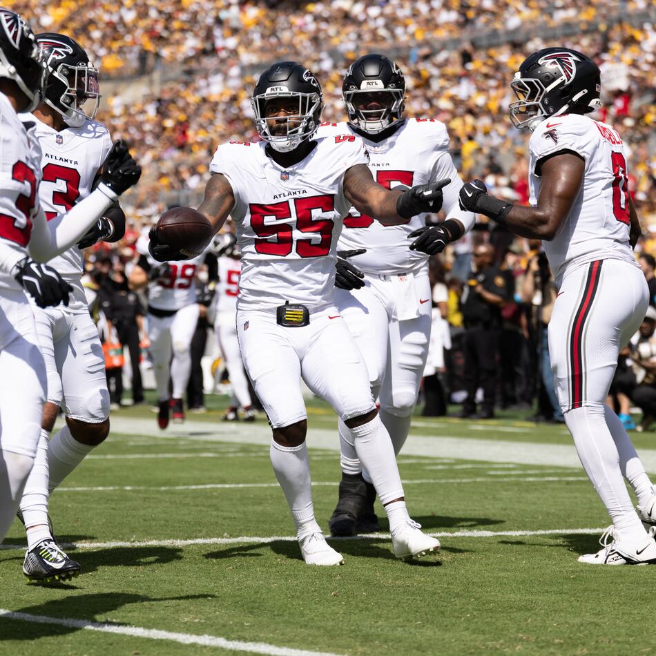 Members of the Atlanta Falcons celebrate a turnover during their game against the Steelers on Sunday, Sept. 13, 2026, in Pittsburgh. Coach Kevin Stefanski acknowledged postgame the team was still “figuring out roles” for a lot of its new players. (Matt Durisko/AP)