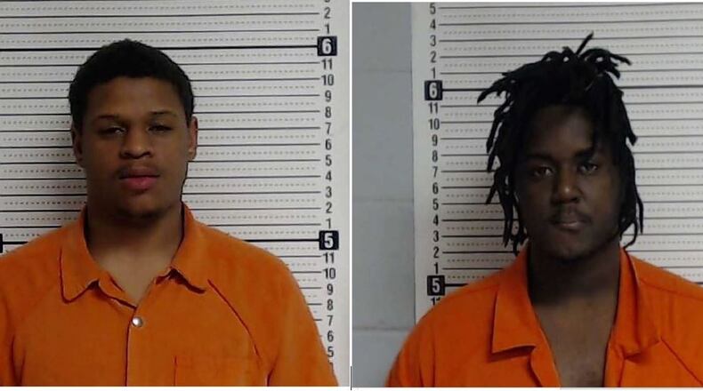 Rhondell Metoyer (left), Trailveontay Pickens