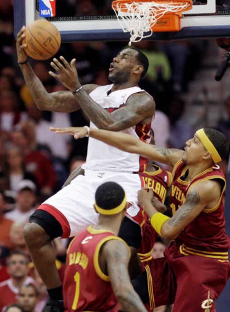 LeBron James returns to Cleveland