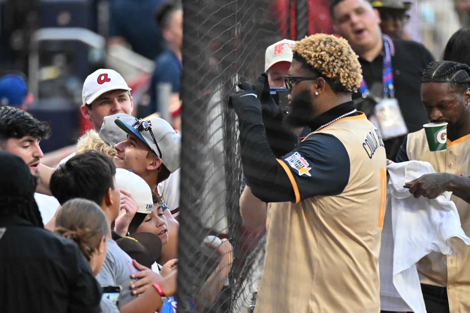 PHOTOS: Futures and Celebrity softball