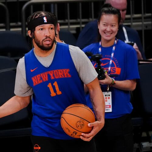 New York Knicks guard Jalen Brunson runs drills prior to Game 3 of the NBA Finals basketball series against the San Antonio Spurs, Sunday, June 7, 2026, in New York. (AP Photo/Ross D. Franklin)