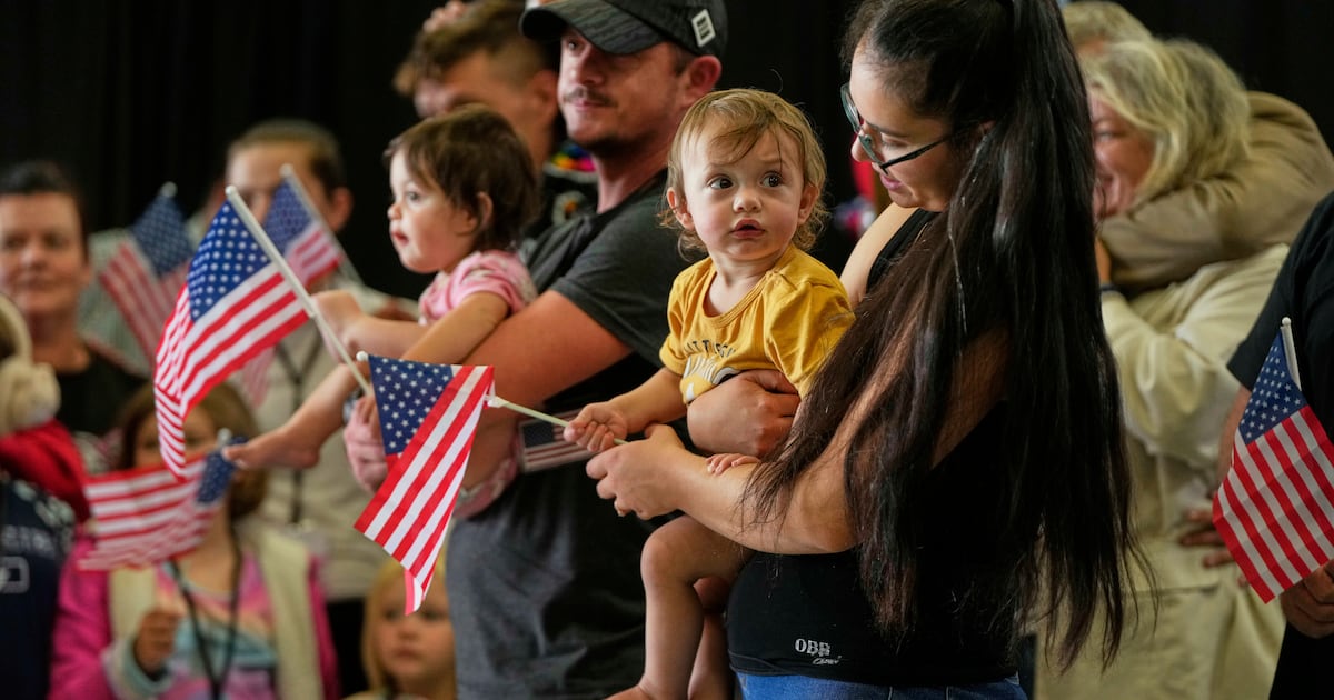Trump just brought a group of white South Africans to the US as refugees ...