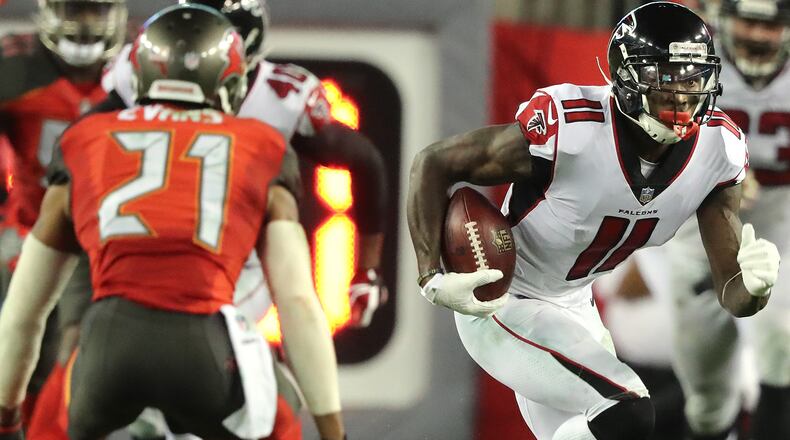 December 18, 2017 Tampa: Falcons wide receiver Julio Jones makes a reception against the Buccaneers in a NFL football game on Monday, December 18, 2017, in Tampa.  Curtis Compton/ccompton@ajc.com