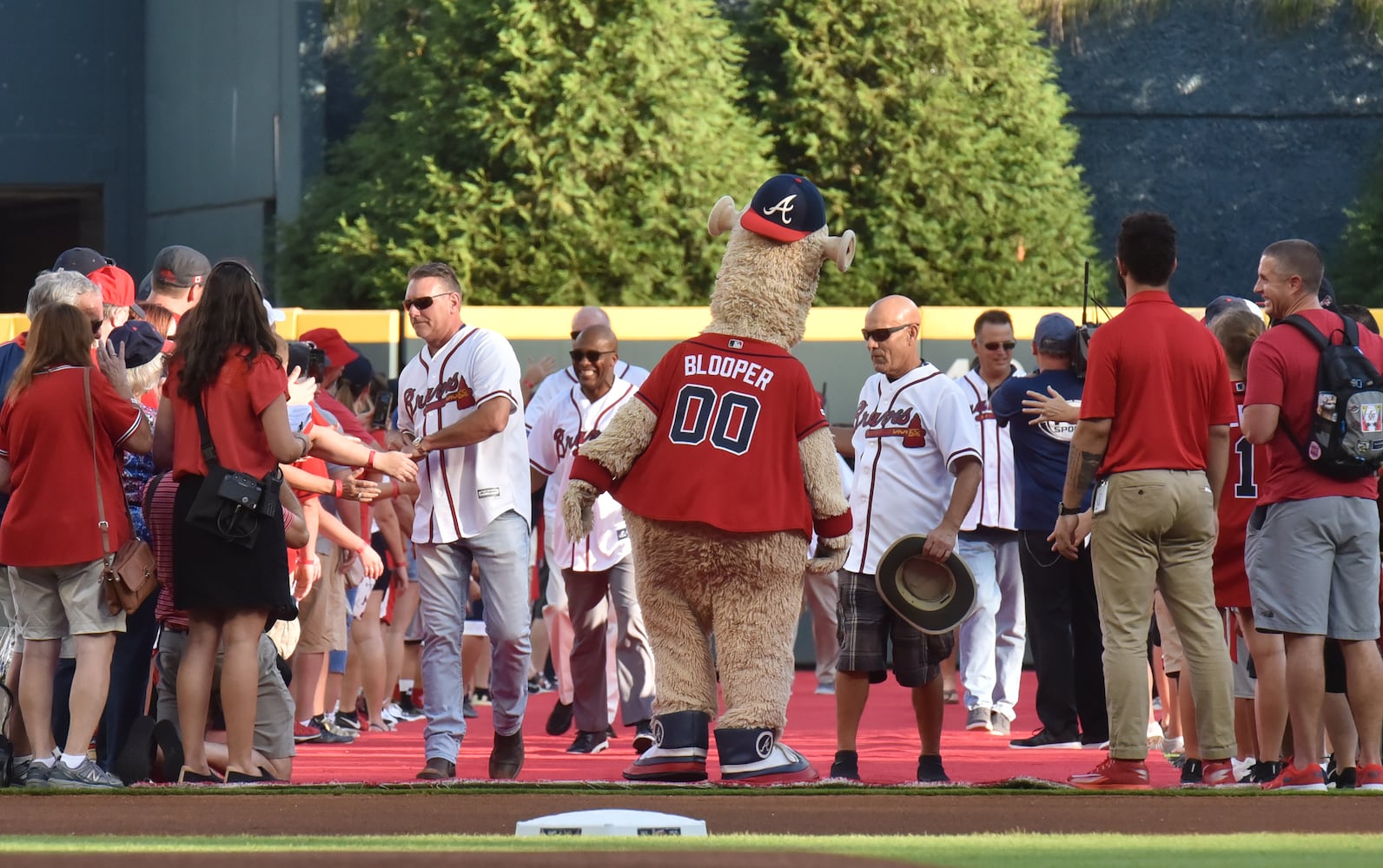 Photos: Braves legends return for alumni weekend