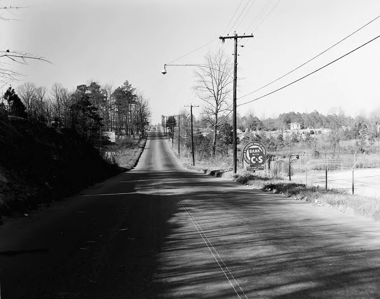 AJC Flashback Photos: Atlanta’s Stewart-Lakewood Shopping Center and Stewart Avenue