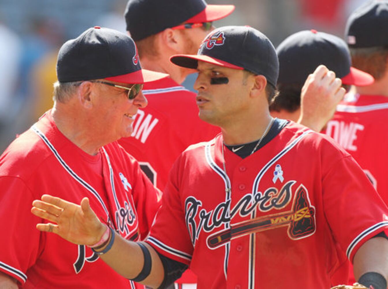 Braves host Royals in series finale