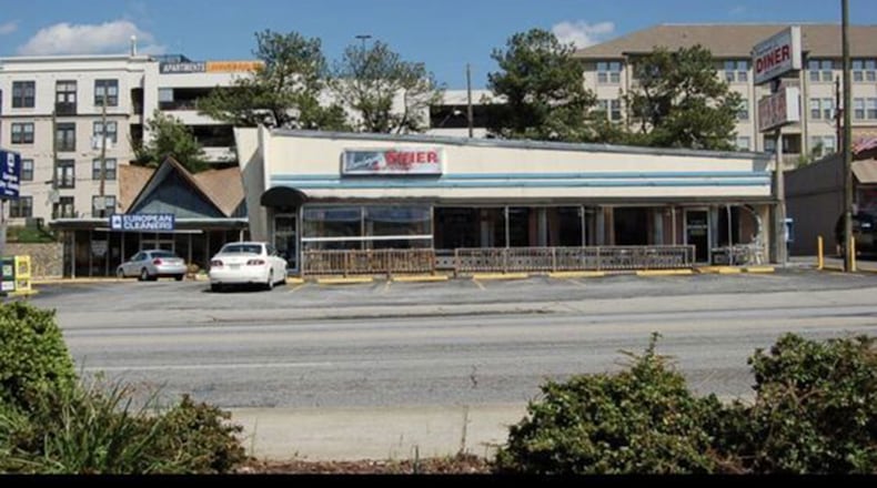 The exterior of Landmark Diner Jr.