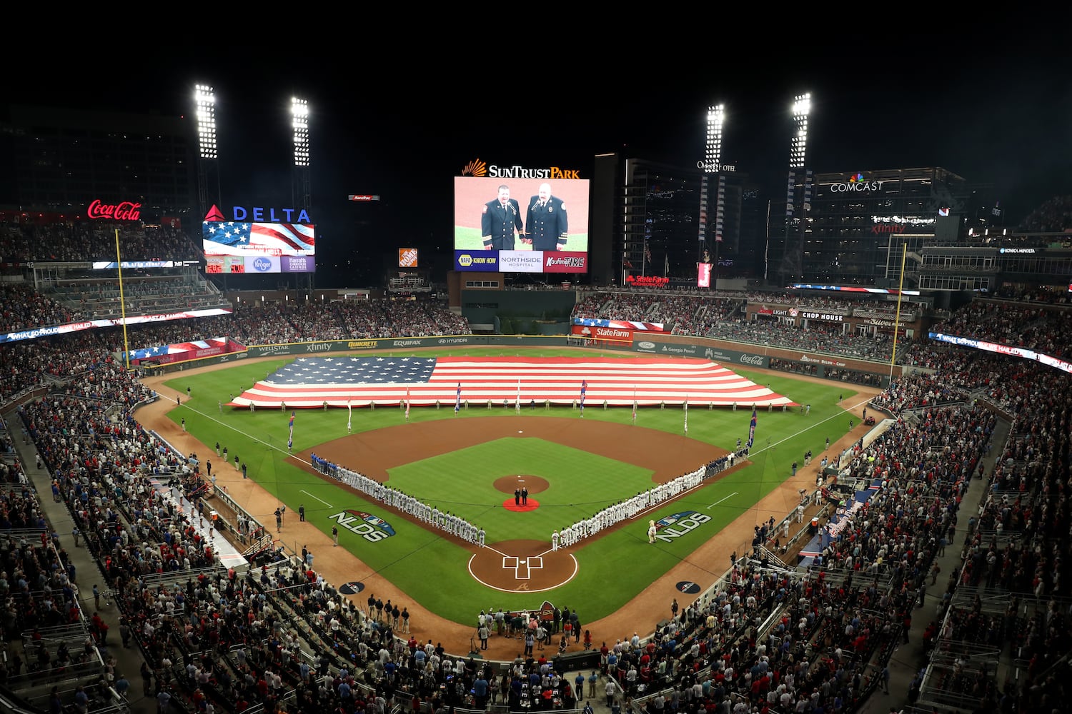 Photos: The scene at the Braves’ first playoff game at SunTrust Park