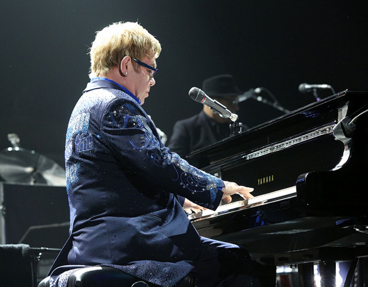 Rock legend belts out new, iconic tunes