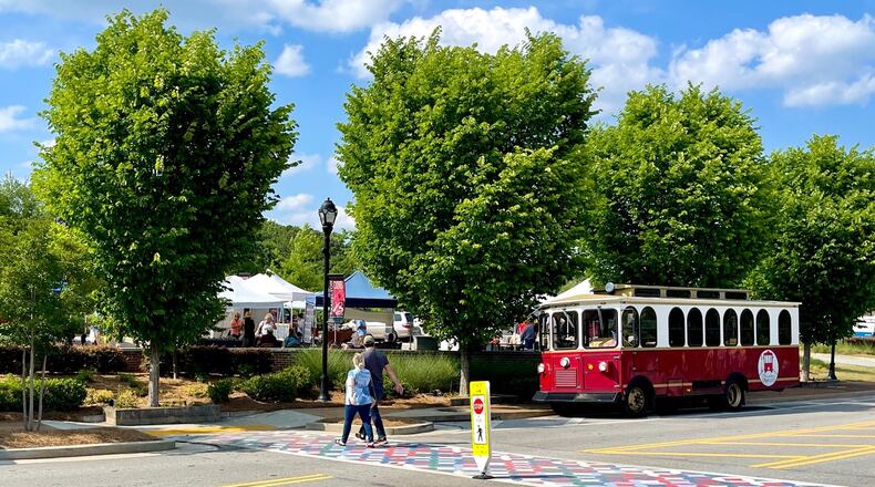Braselton will host ArtRageous, a juried art festival and live paint project 10 a.m. to 5 p.m. Saturday, Oct. 1 on the Town Green. (Courtesy Town of Braselton)