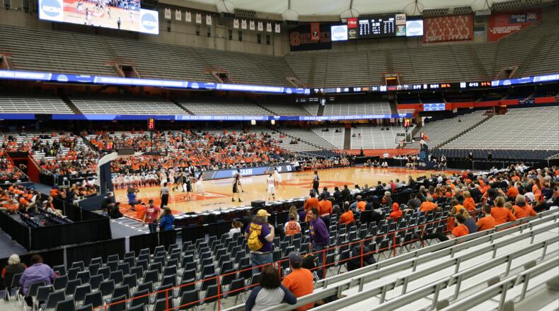 A 3-year-old boy was not in awe of the spacious Carrier Dome, belting out the national anthem before Monday's women's game between Syracuse and Niagara.