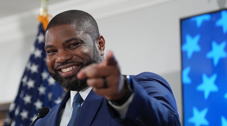 Florida Republican congressman and gubernatorial candidate Byron Donalds addresses members of the Hispanic Police Officers Association in Doral, Fla., after receiving the group's endorsement, Thursday, Aug. 6, 2026, (AP Photo/Rebecca Blackwell)