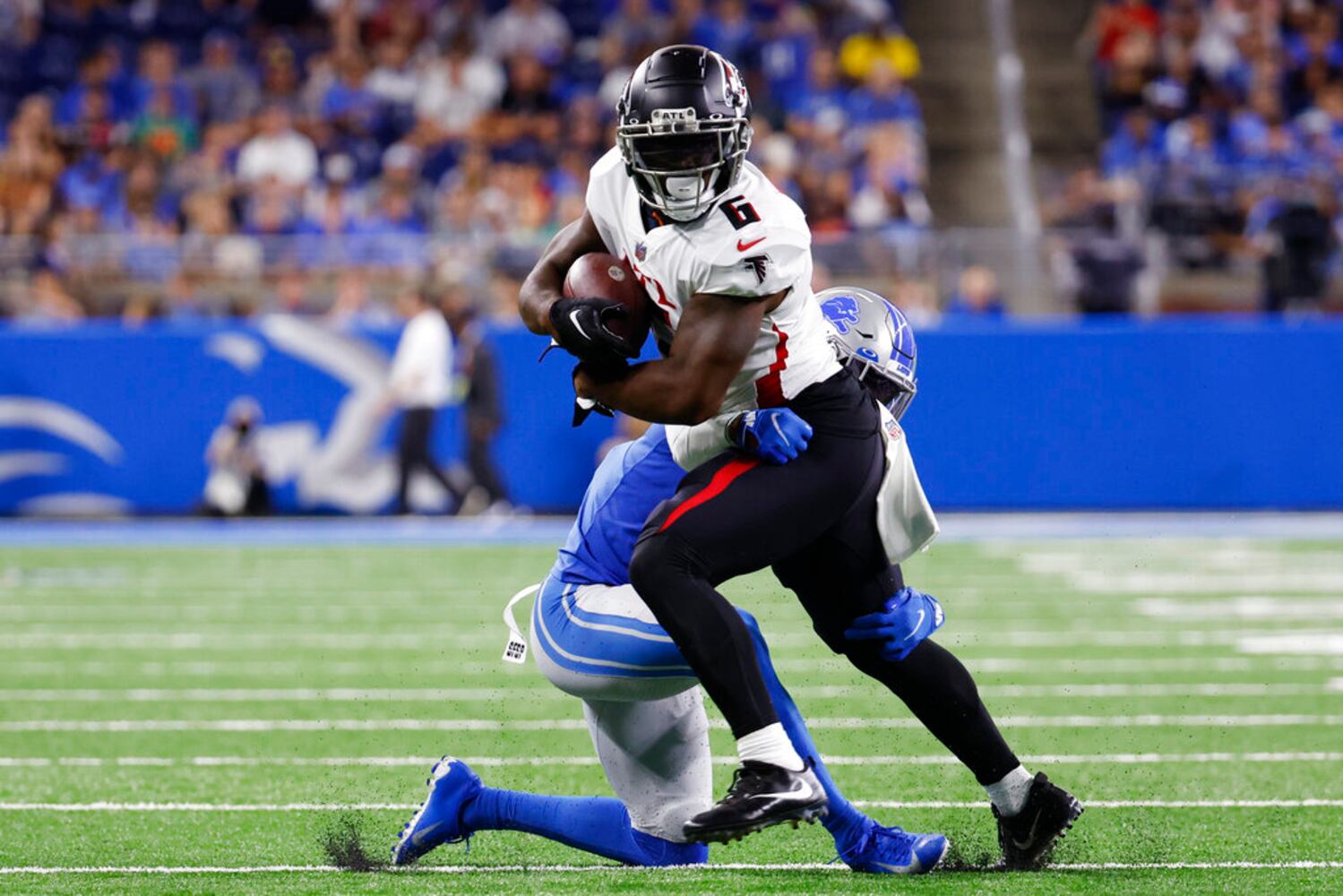 Falcons for AJC