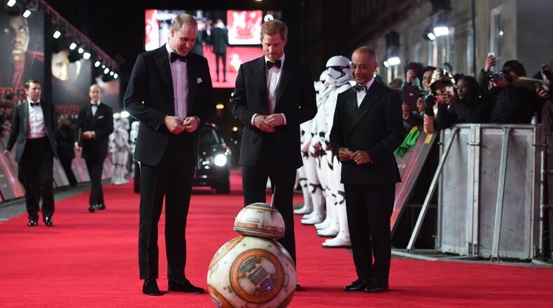 LONDON, ENGLAND - DECEMBER 12: (L-R) Prince William, Duke of Cambridge and Prince Harry attend the European Premiere of 'Star Wars: The Last Jedi' at Royal Albert Hall on December 12, 2017 in London, England. (Photo by Eddie Mulholland - WPA Pool/Getty Images)