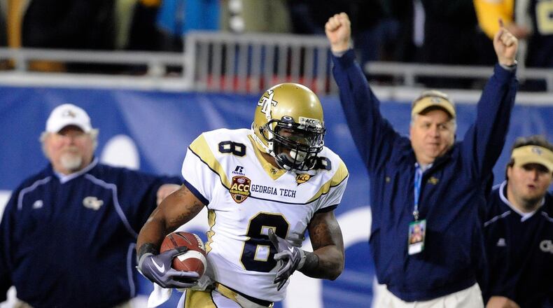 Georgia Tech's  Demaryius Thomas  runs for a touchdown in the third quarter of the ACC Championship Game on Saturday, December 5, 2009 in Tampa.