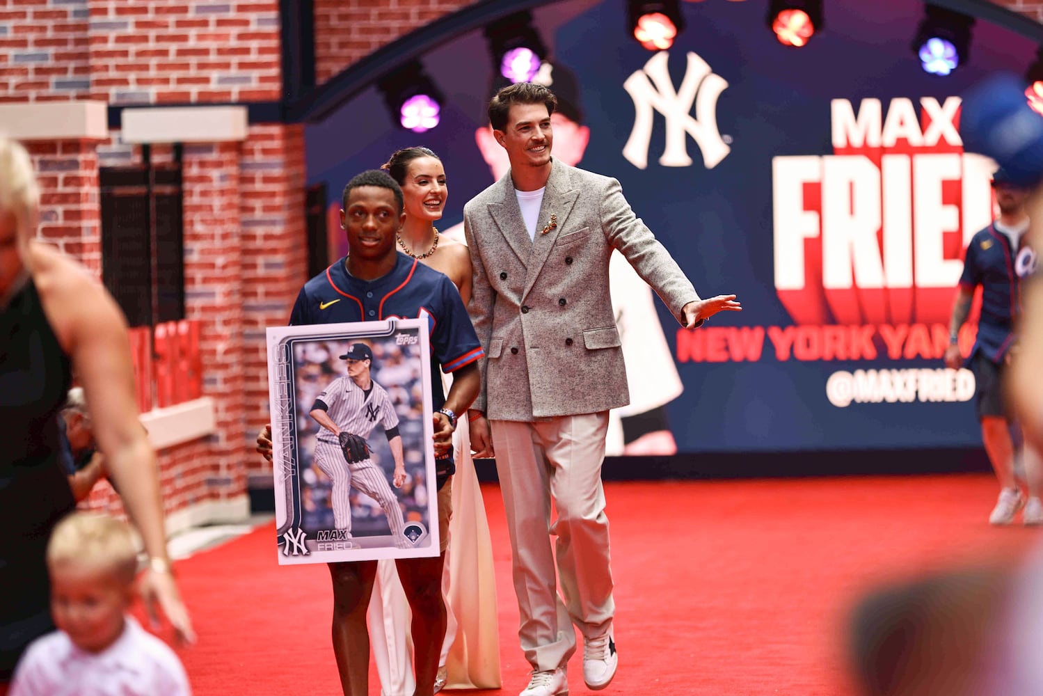 ALLSTAR RED CARPET