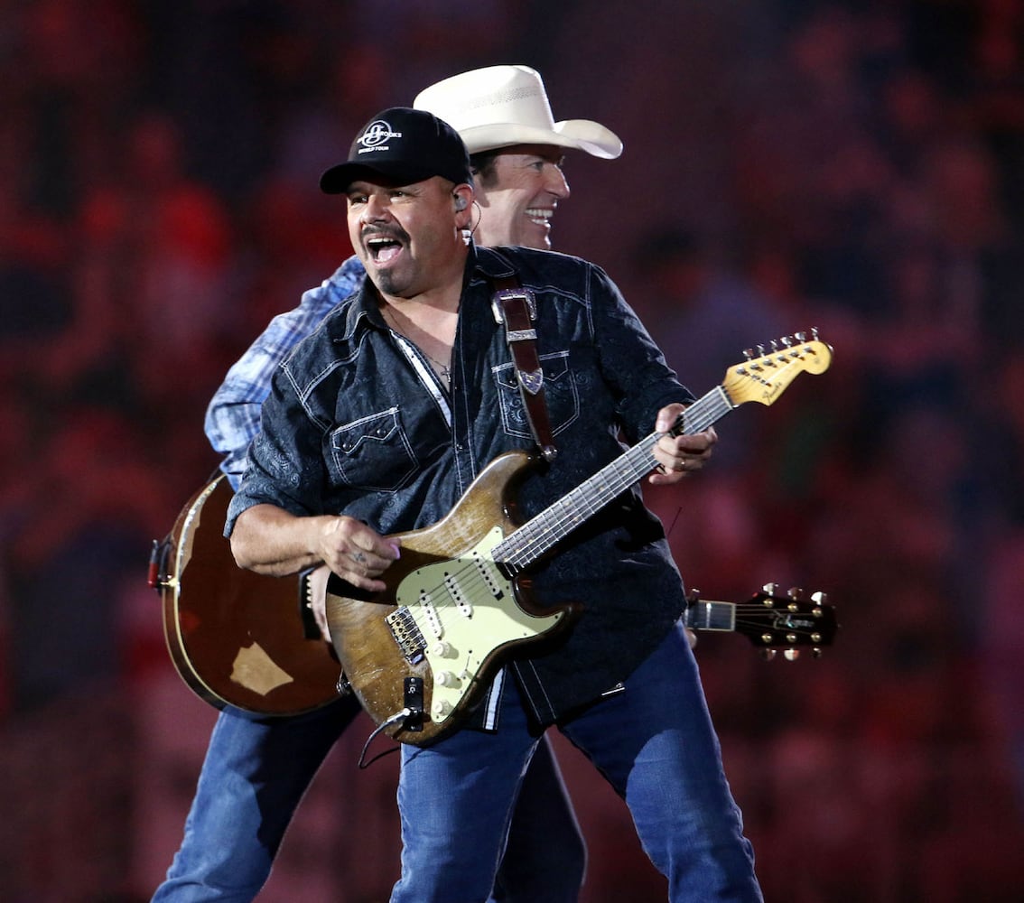 Garth Brooks at Atlanta's Mercedes-Benz Stadium