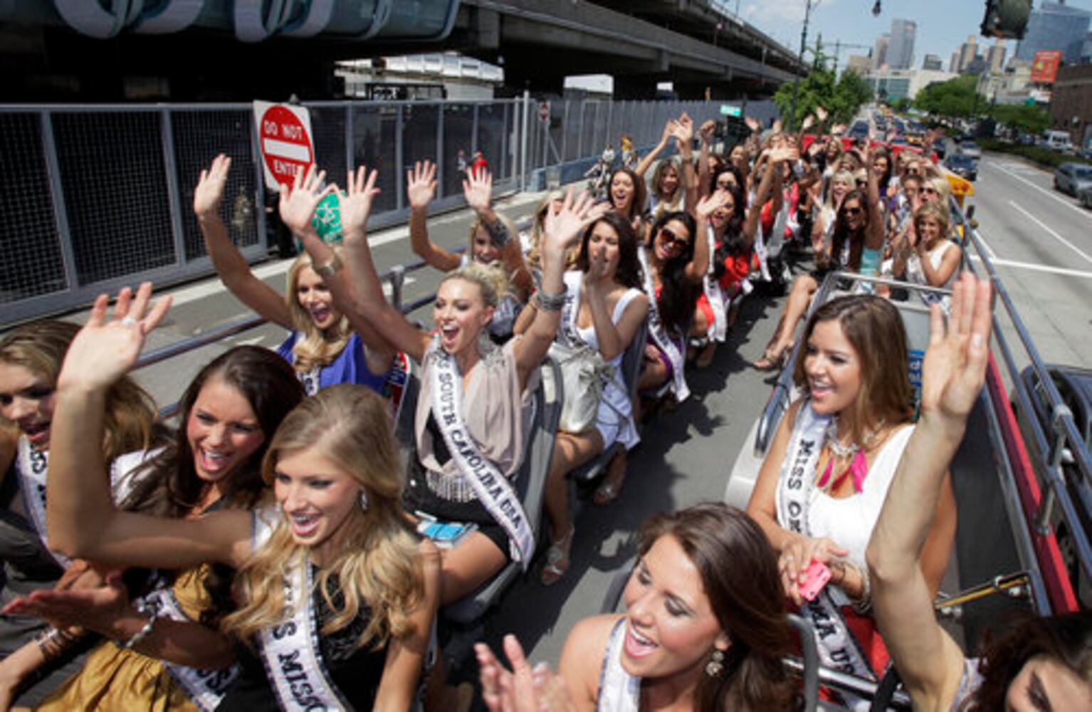 Donald Trump greets Miss USA 2011 contestants