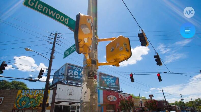 A man was shot in the face while driving through East Atlanta Village on Saturday morning, setting off a chain-reaction crash that left several motorists with minor injuries.