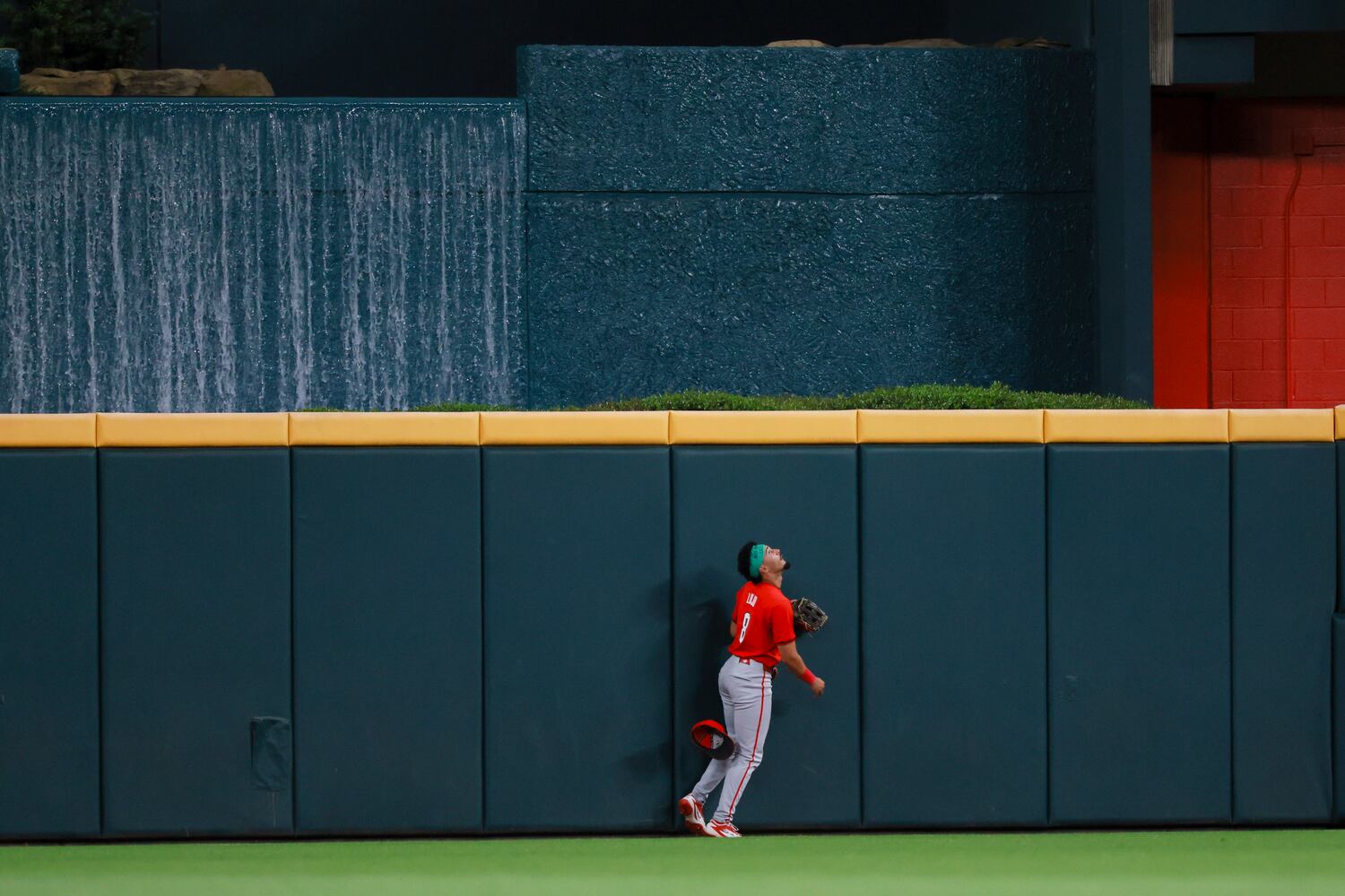 University of Georgia vs Georgia Tech in an NCAA baseball game at Truist Park
