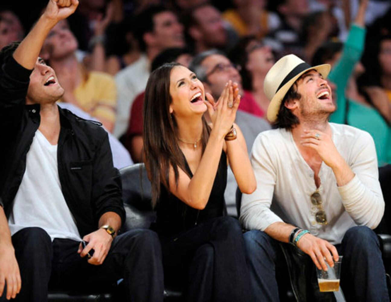 Red Hot Chili Peppers cheer Lakers' Game 5