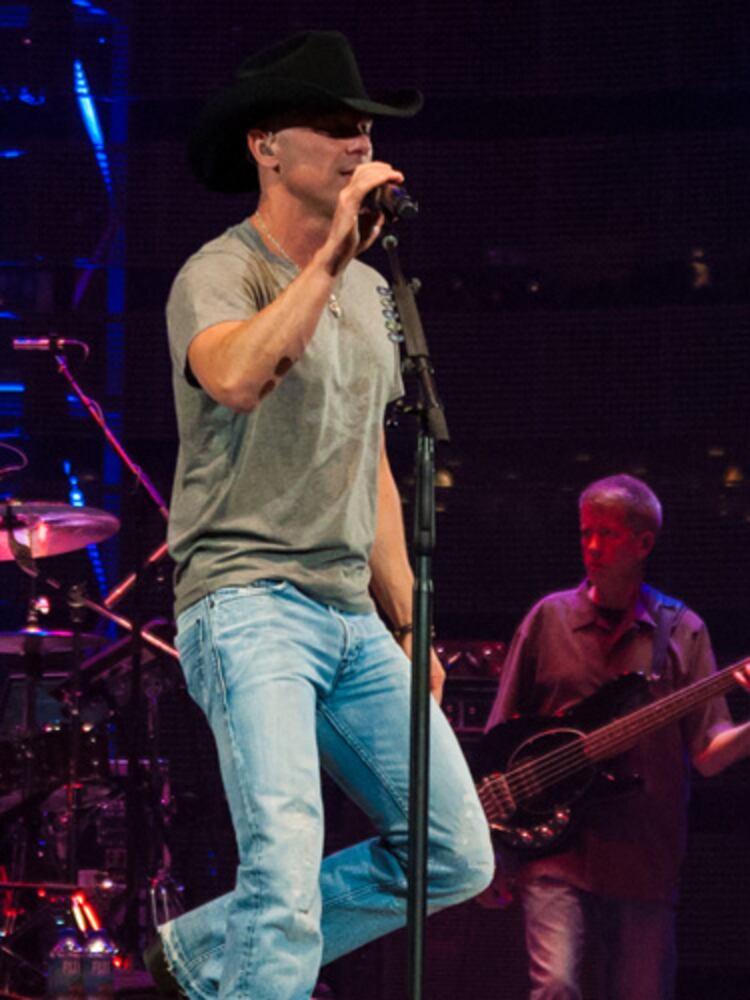 Kenny Chesney at RodeoHouston 2013