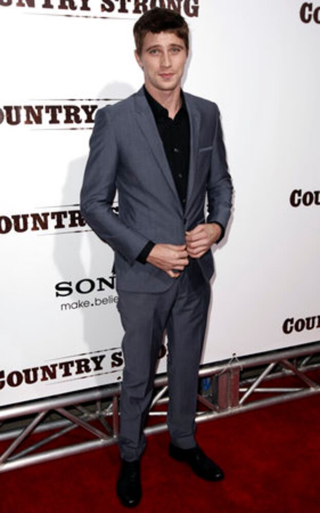 Country Strong' stars shine at premiere